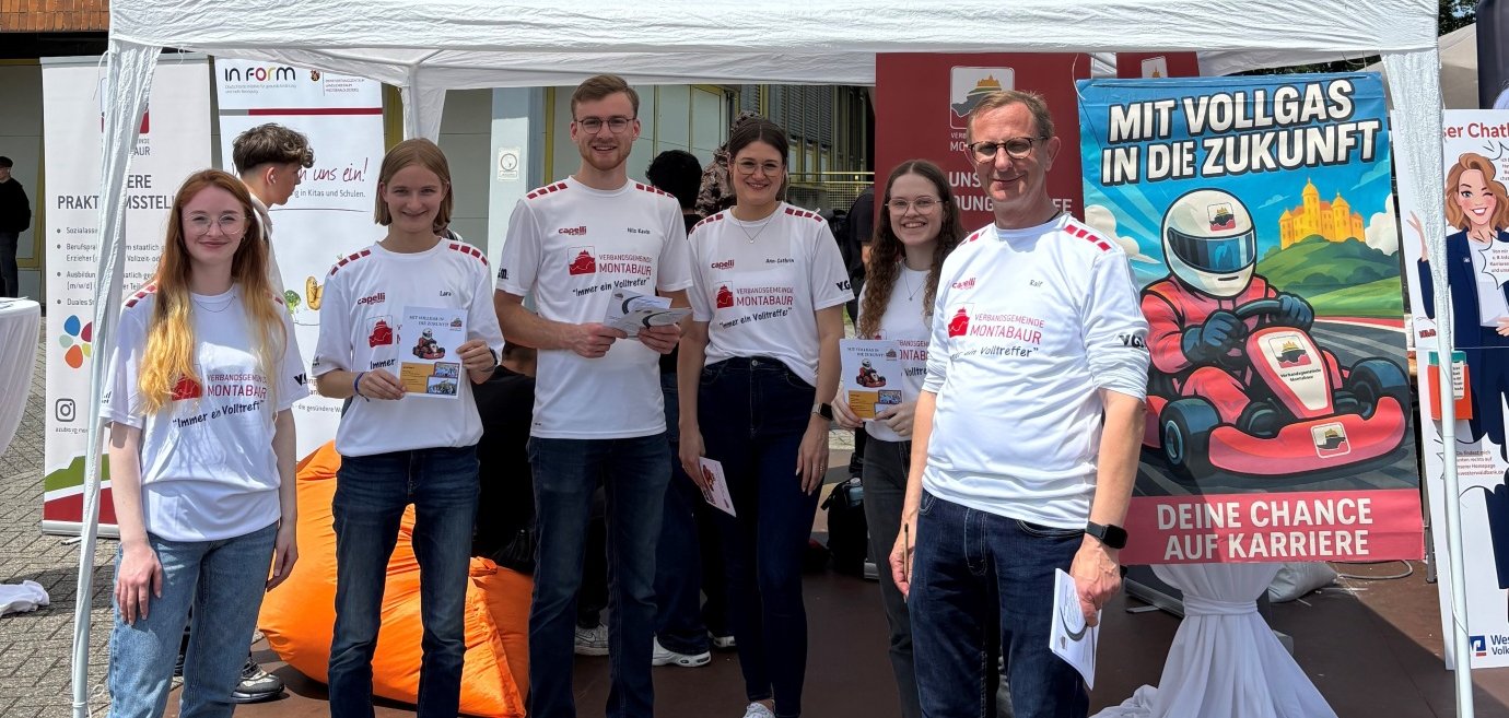 Das Team der VG am Stand auf der Messe.