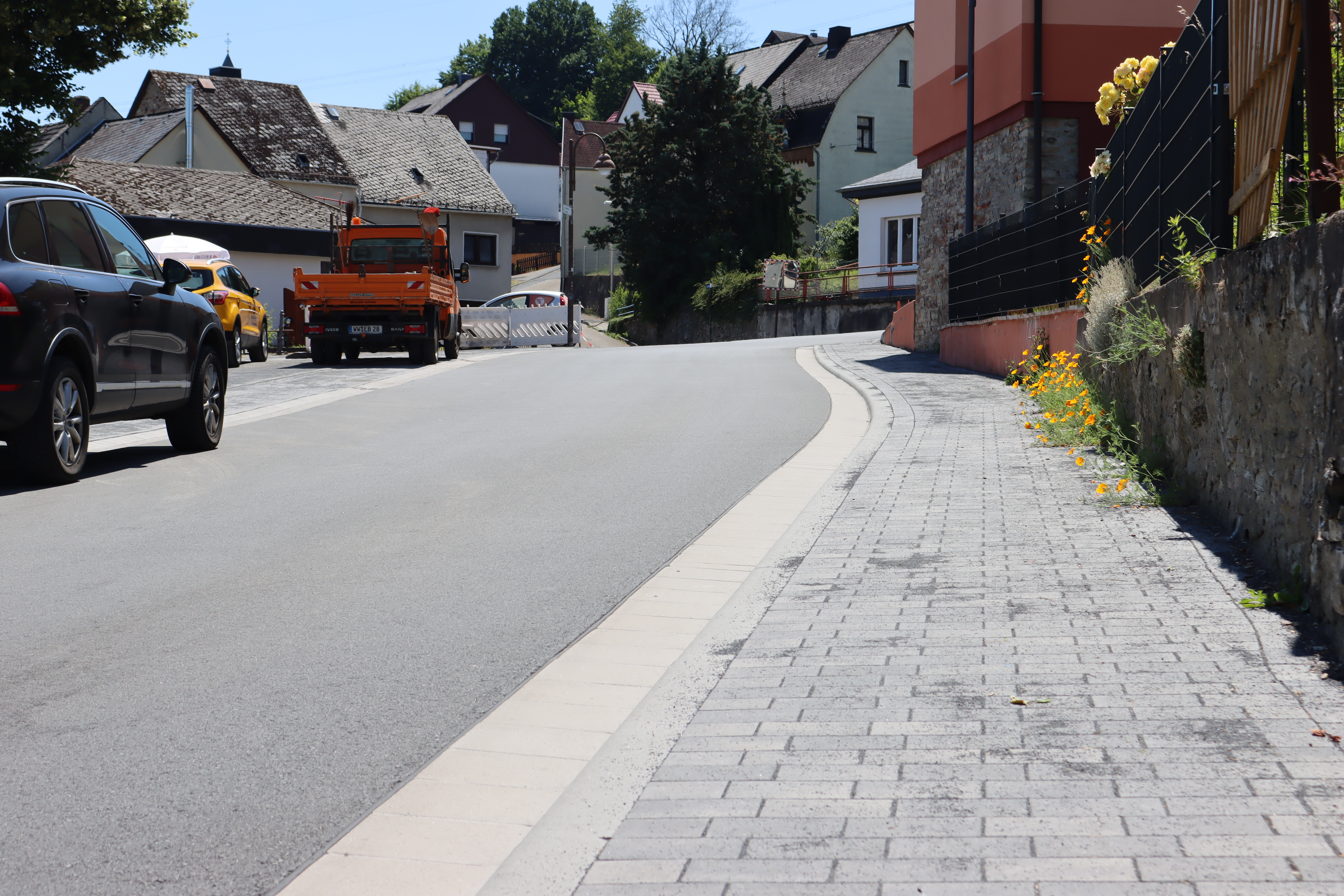 Die Helfensteinstraße in Eitelborn,