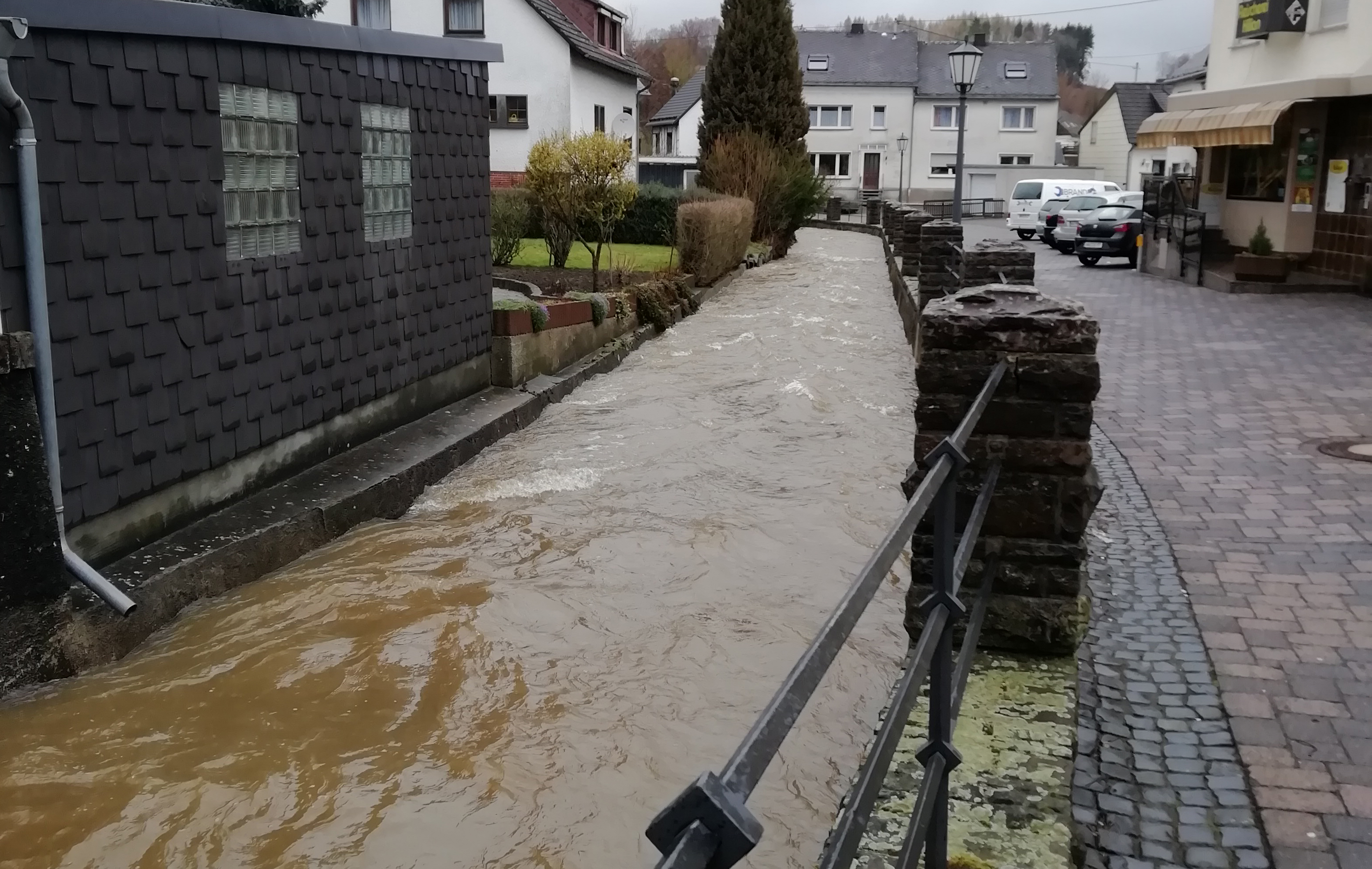 Hochwasser in Niederelbert.