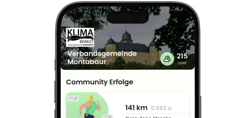 Ein Handy mit der Klimathon-App auf dem Display.