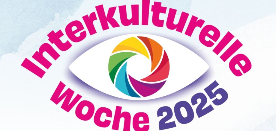 Bild zeigt Grafik mit den Worten Interkulturelle Woche