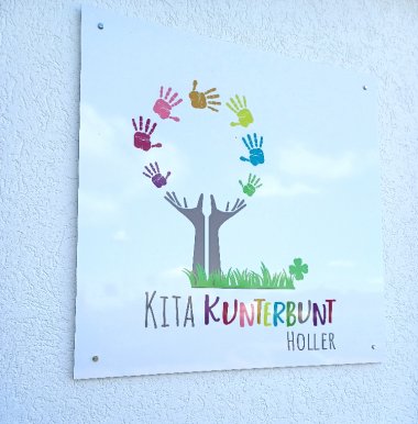 Bild zeigt Logo Kita Kunterbunt