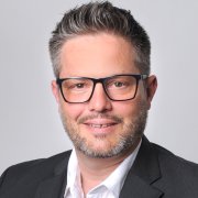 Das Bild zeigt Tobias Reusch, Ortsbürgermeister der Ortsgemeinde Nentershausen