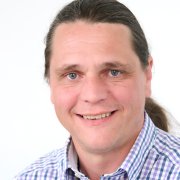 Das Bild zeigt Patrick George, Ortsbürgermeister der Ortsgemeinde Stahlhofen